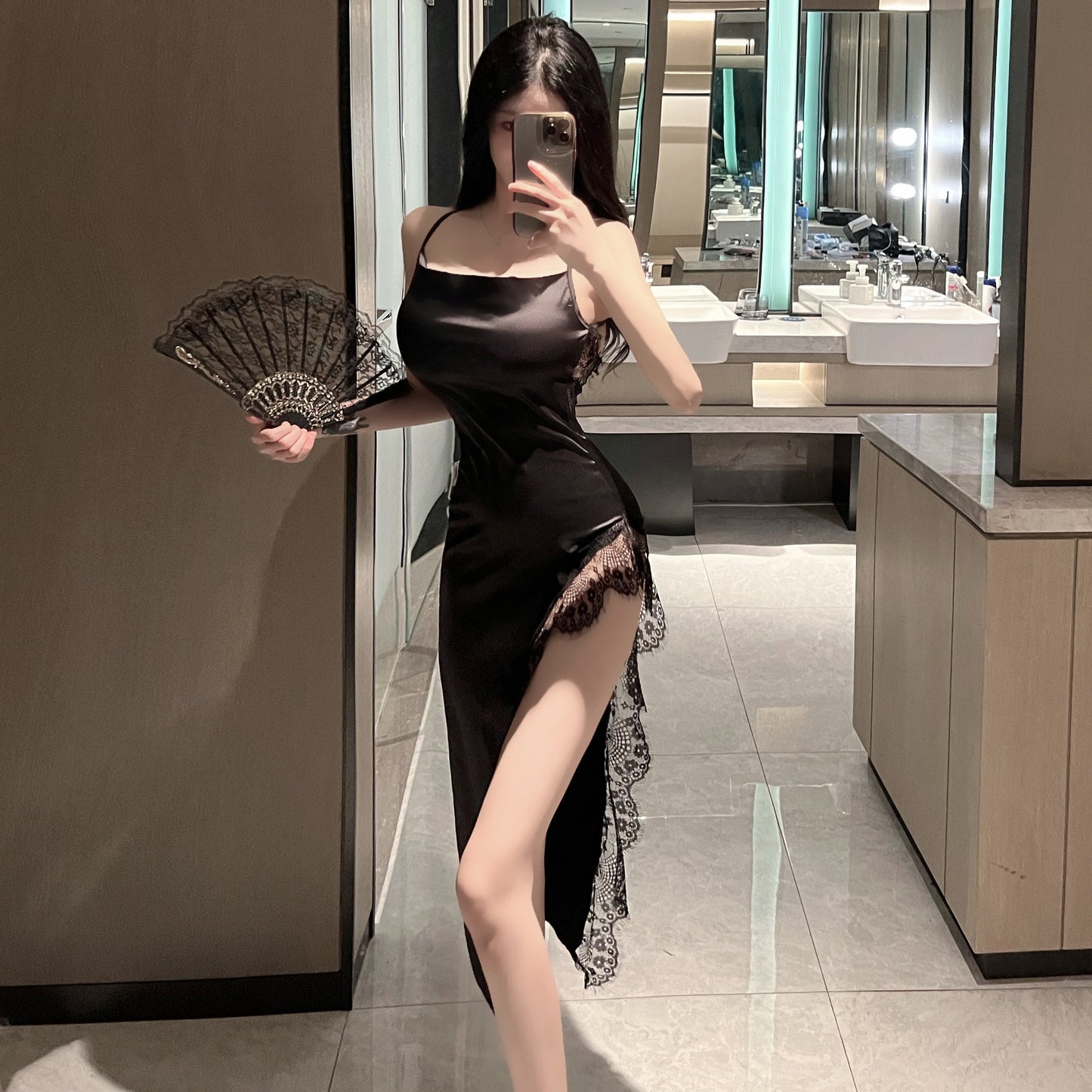 纯欲蕾丝开叉紧身吊带睡裙5293