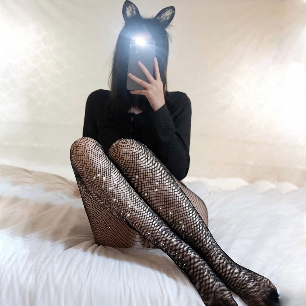 Black Rhinestone Fishnet Stockings with Cutout A59 | 网红烫钻网袜镂空黑丝A59